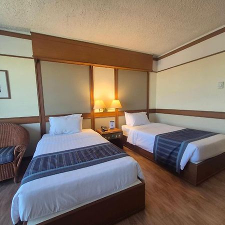 Cholchan Pattaya Beach Resort - Sha Extra Plus Экстерьер фото
