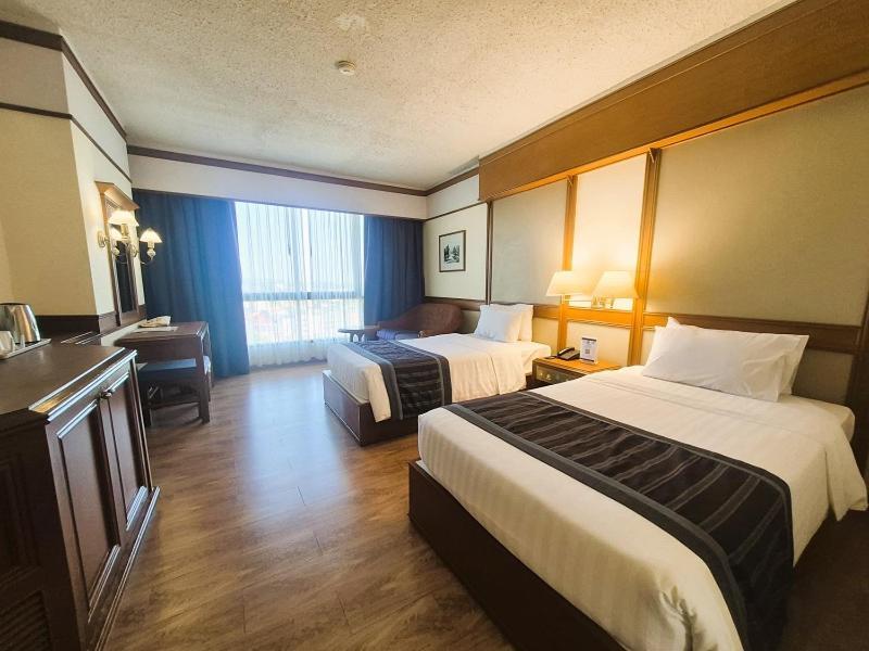 Cholchan Pattaya Beach Resort - Sha Extra Plus Экстерьер фото