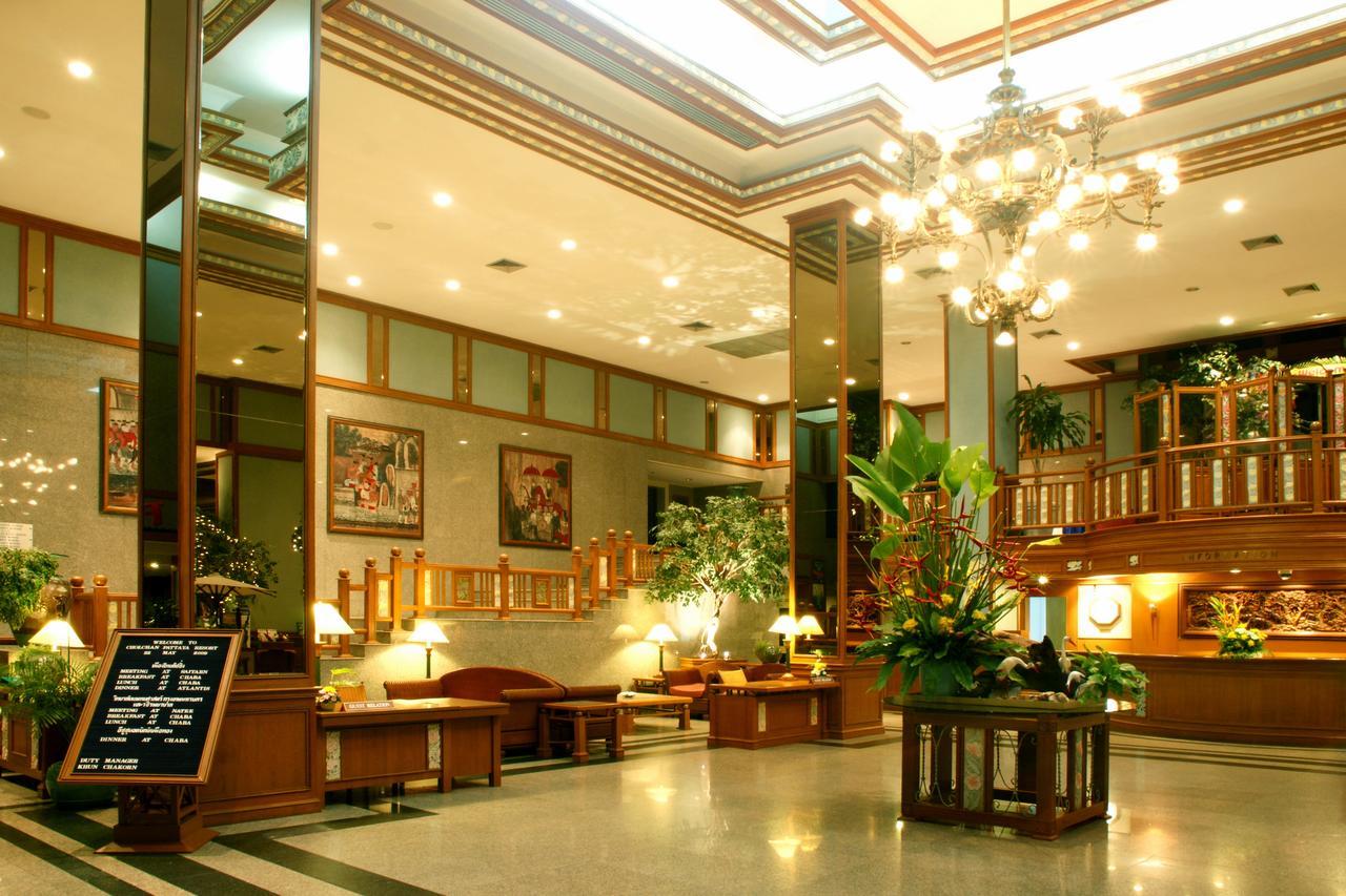 Cholchan Pattaya Beach Resort - Sha Extra Plus Экстерьер фото Lobby